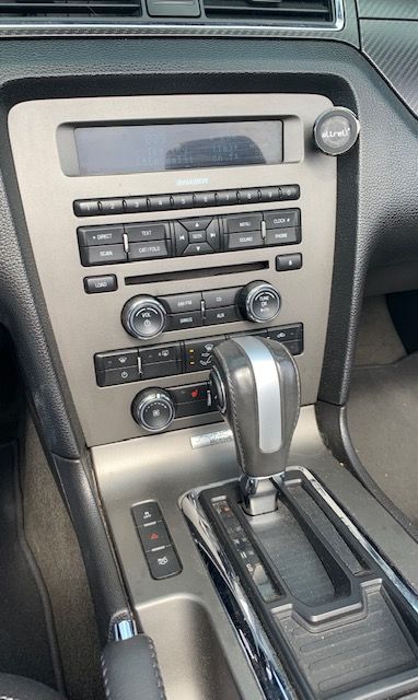 MUSTANG GT  RADIO.jpg